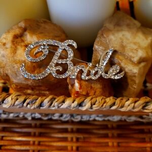 Bride Pin must have for any Bride to be.